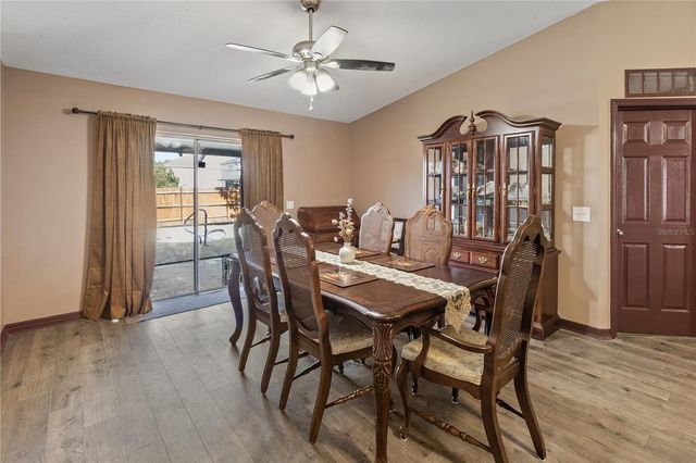 1527 COUNTRY CHASE STREET, Lakeland, FL 33810