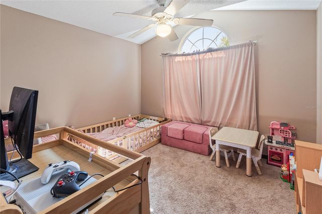 1527 COUNTRY CHASE STREET, Lakeland, FL 33810