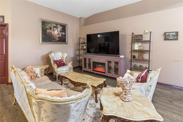 1527 COUNTRY CHASE STREET, Lakeland, FL 33810