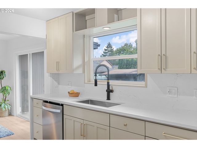 16533 Se GORDON St, Milwaukie, OR 97267