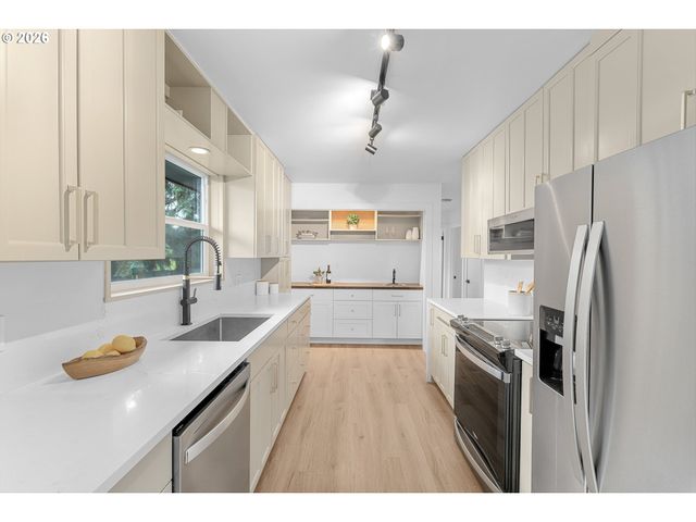 16533 Se GORDON St, Milwaukie, OR 97267