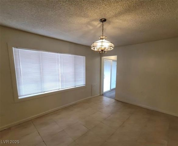 2784 Belcastro Street, Las Vegas, NV 89117