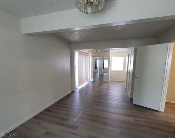 2784 Belcastro Street, Las Vegas, NV 89117