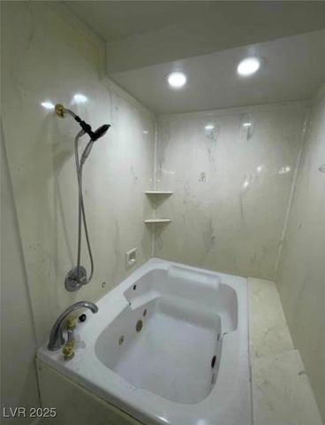 2784 Belcastro Street, Las Vegas, NV 89117