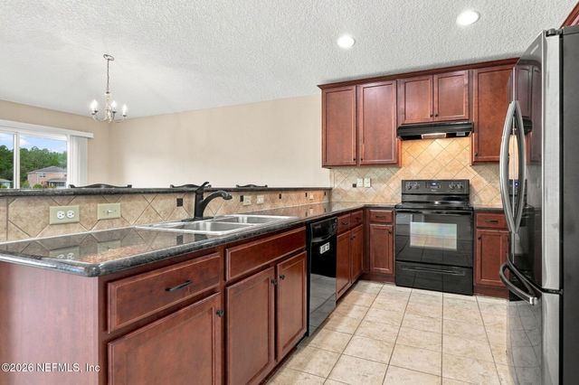 76682 TIMBERCREEK Boulevard, Yulee, FL 32097