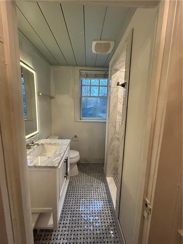 2544 Peachtree NW Road 6, Atlanta, GA 30305