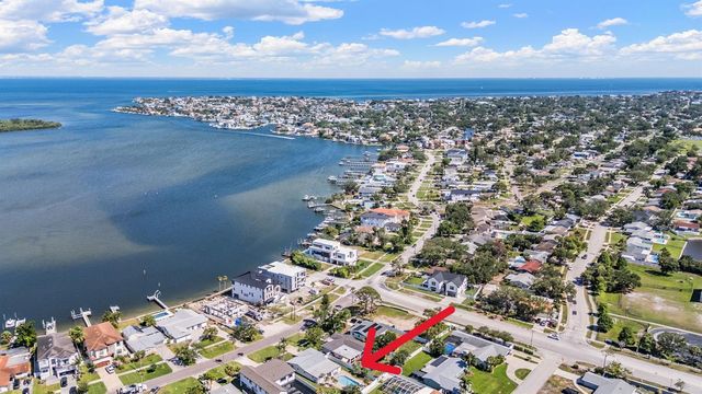 6300 BAYOU GRANDE BOULEVARD NE, St Petersburg, FL 33702