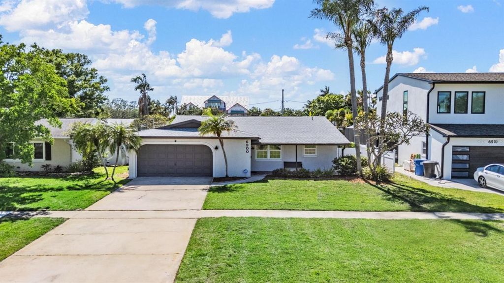 6300 BAYOU GRANDE BOULEVARD NE, St Petersburg, FL 33702