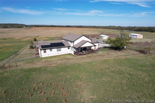 4621 E Garfield Road, Beggs, OK 74421