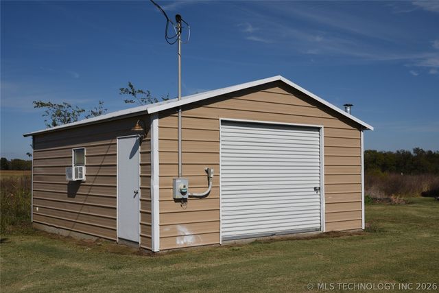 4621 E Garfield Road, Beggs, OK 74421