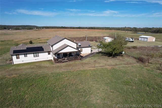 4621 E Garfield Road, Beggs, OK 74421