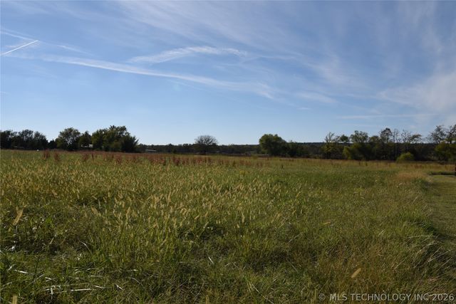 4621 E Garfield Road, Beggs, OK 74421