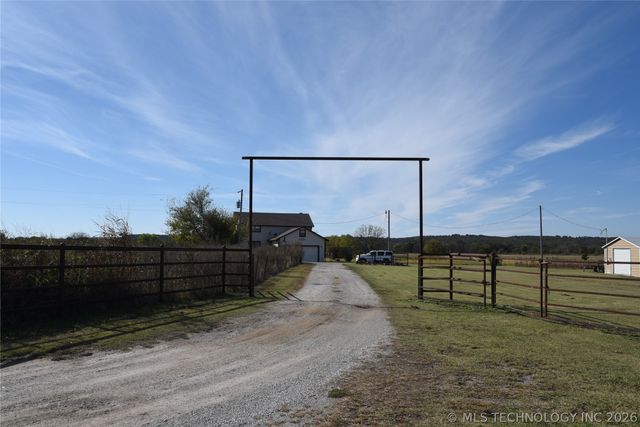 4621 E Garfield Road, Beggs, OK 74421