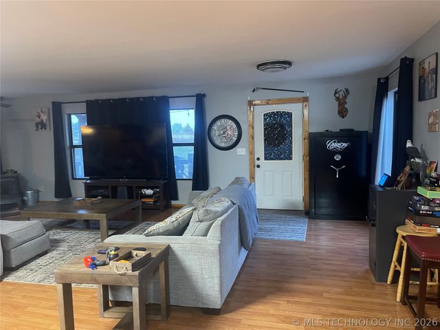 4621 E Garfield Road, Beggs, OK 74421