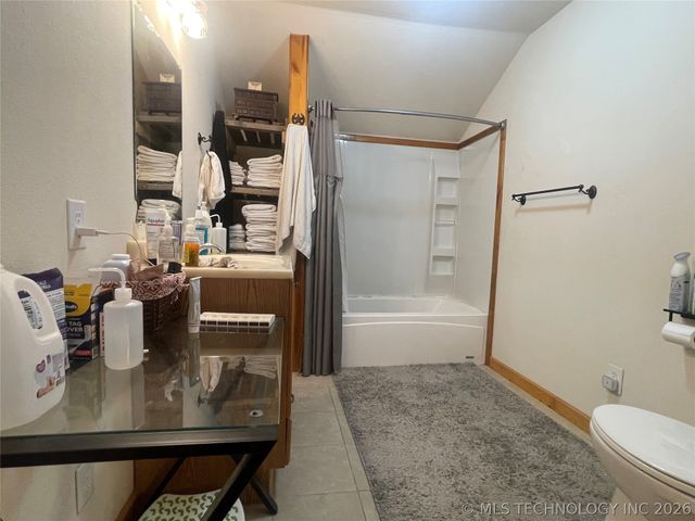 4621 E Garfield Road, Beggs, OK 74421