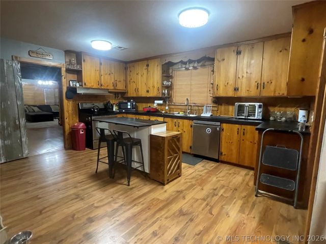 4621 E Garfield Road, Beggs, OK 74421