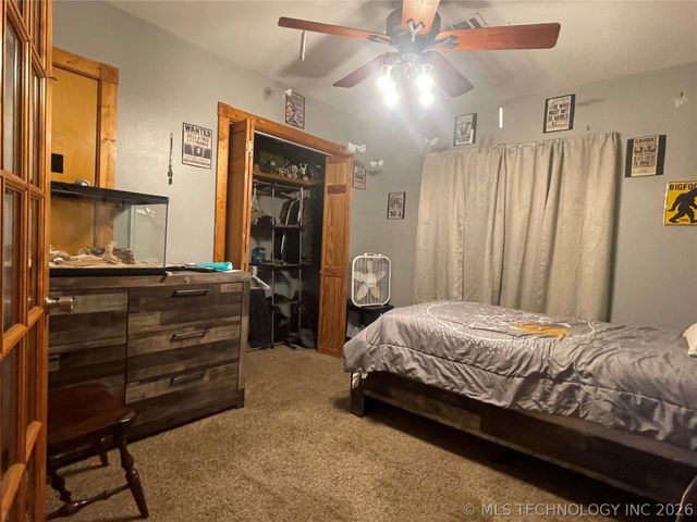 4621 E Garfield Road, Beggs, OK 74421