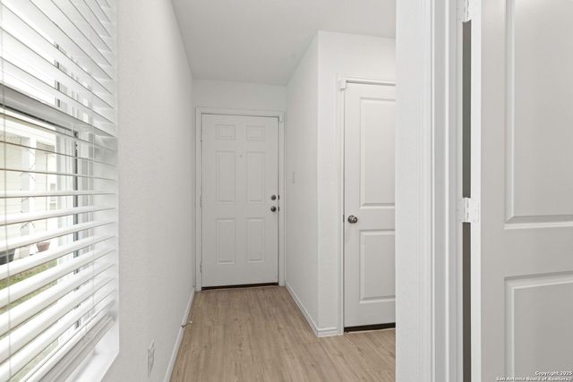 10824 Presa Way, San Antonio, TX 78223