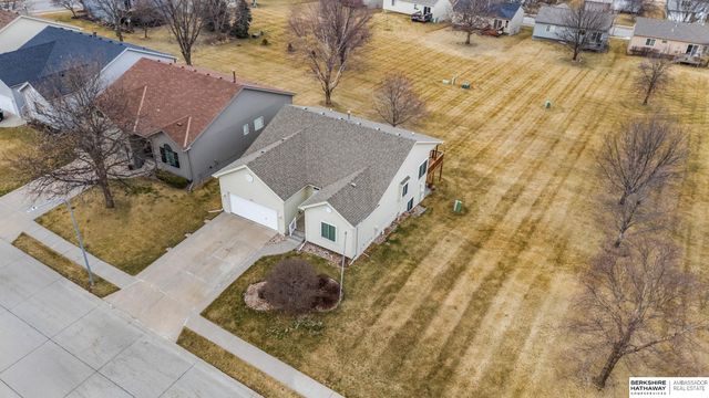 14516 Locust Street, Omaha, NE 68116