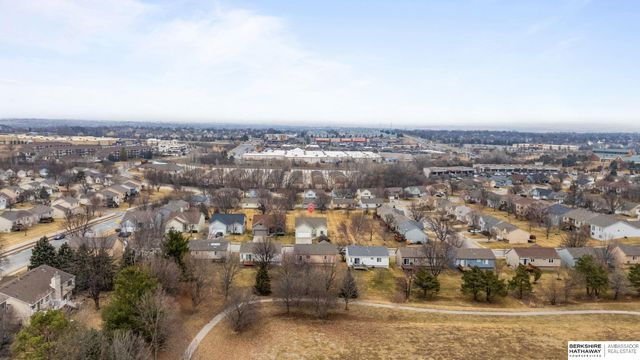 14516 Locust Street, Omaha, NE 68116