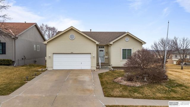 14516 Locust Street, Omaha, NE 68116