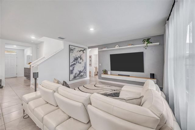 10482 QUAIL GROVE WAY, San Antonio, FL 33576