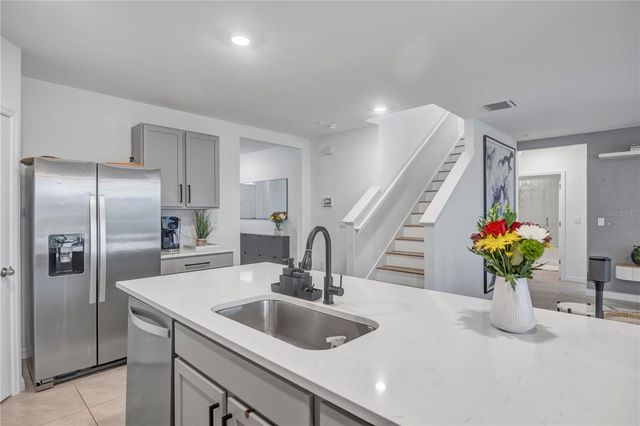 10482 QUAIL GROVE WAY, San Antonio, FL 33576