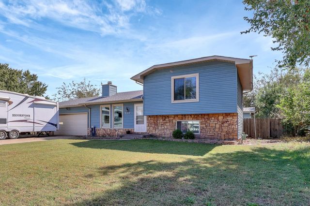 929 E 53rd St S, Wichita, KS 67216