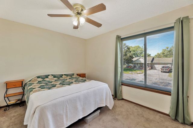 929 E 53rd St S, Wichita, KS 67216