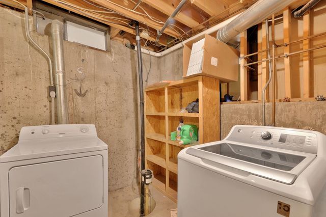 929 E 53rd St S, Wichita, KS 67216