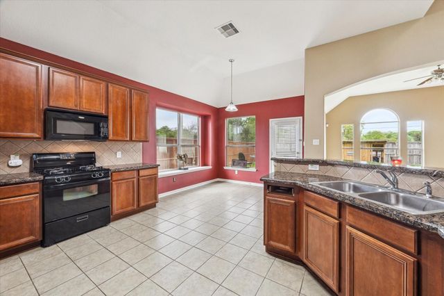 4713 Cypress Bend Court, Pearland, TX 77584