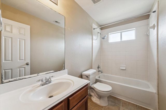 4713 Cypress Bend Court, Pearland, TX 77584