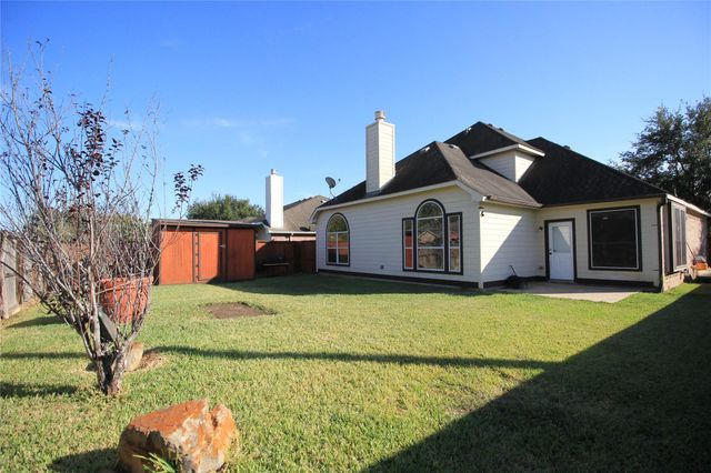 4713 Cypress Bend Court, Pearland, TX 77584