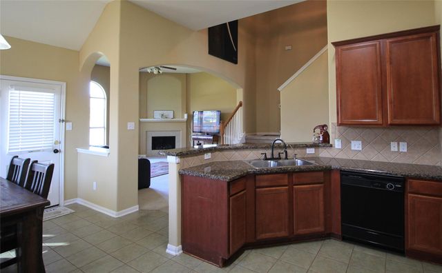 4713 Cypress Bend Court, Pearland, TX 77584