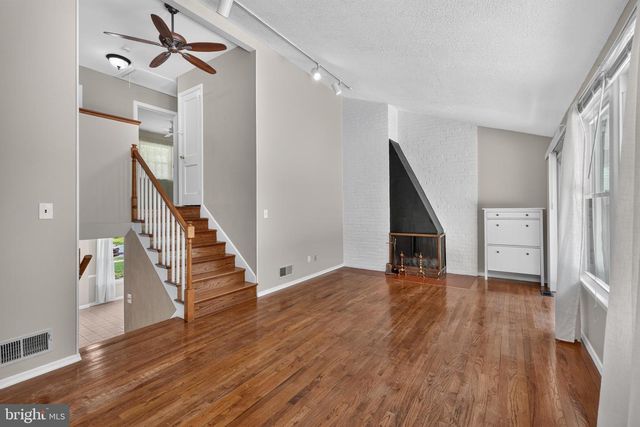 7027 JEFFERSON AVE, Falls Church, VA 22042