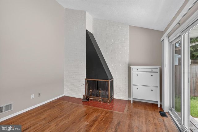 7027 JEFFERSON AVE, Falls Church, VA 22042