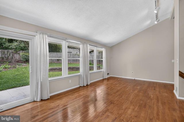 7027 JEFFERSON AVE, Falls Church, VA 22042