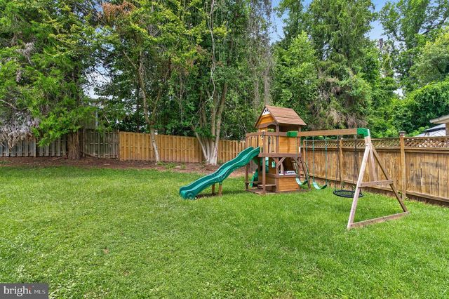 7027 JEFFERSON AVE, Falls Church, VA 22042