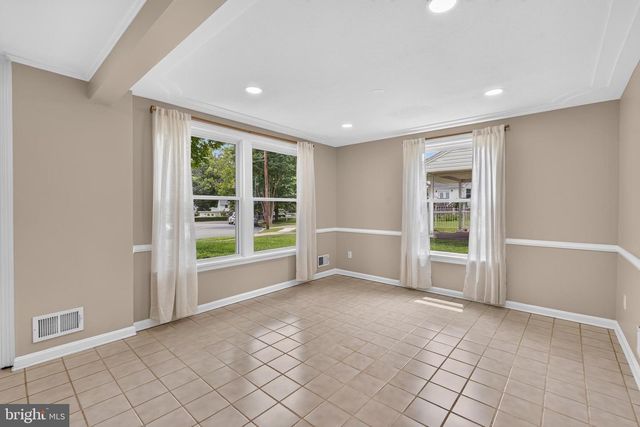7027 JEFFERSON AVE, Falls Church, VA 22042