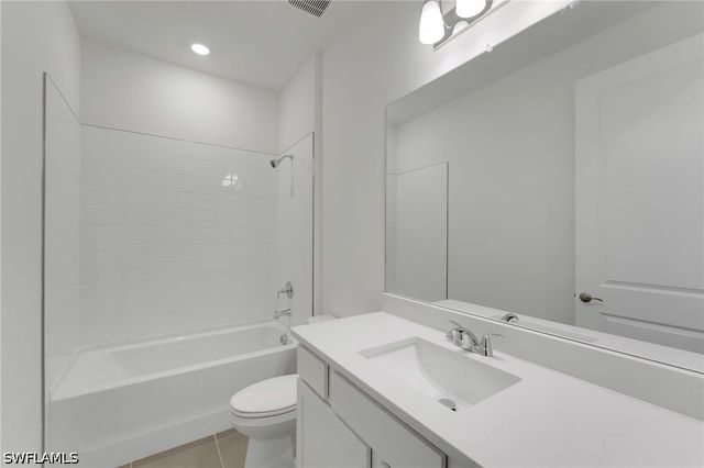 17013 GREAT HERON LN, Punta Gorda, FL 33982