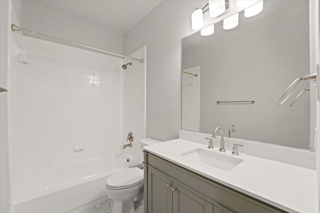 8908 RED OAKS Drive, Mckinney, TX 75072