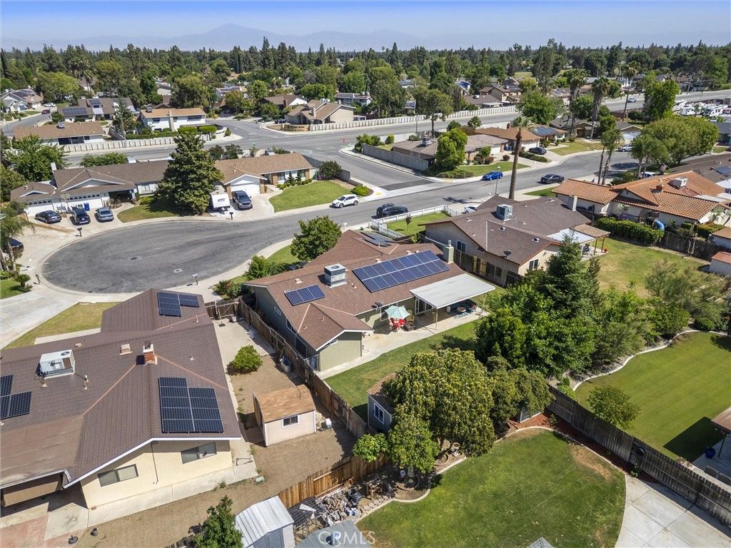 Image 34 of property listing at 1409 Longway Lane, Bakersfield, CA 93309