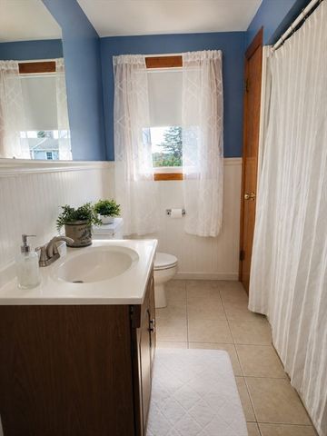 11 Sunnyside Terrace, Grafton, MA 01560