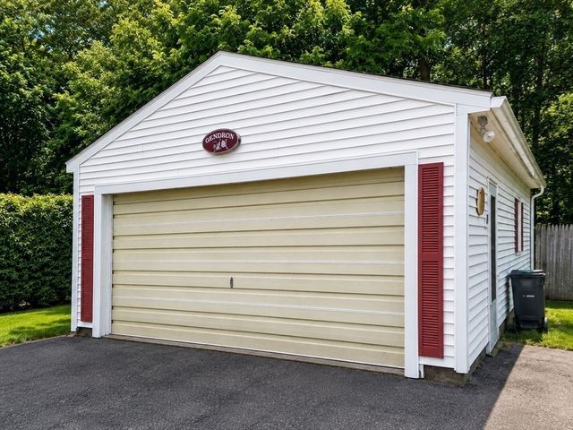 11 Sunnyside Terrace, Grafton, MA 01560