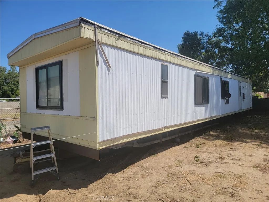 10991 Pipeline, Pomona, CA 91766