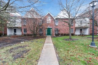 541 Leah Lane 1C, Woodstock, IL 60098