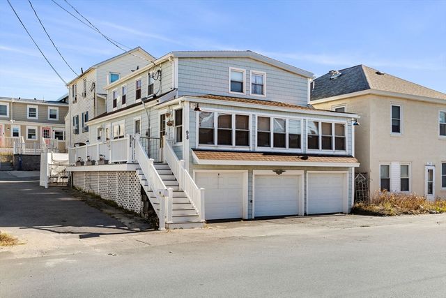 98 Central Avenue, Salisbury, MA 01952