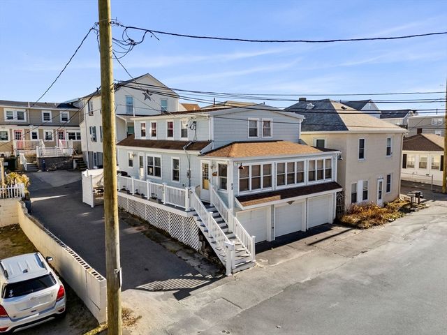 98 Central Avenue, Salisbury, MA 01952