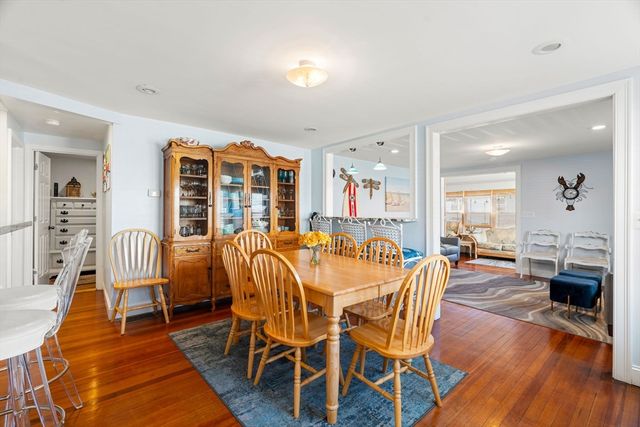 98 Central Avenue, Salisbury, MA 01952