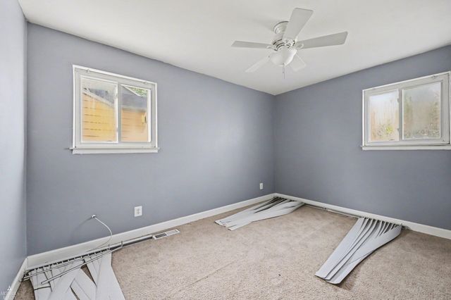 27081 Barrington St Street, Madison Heights, MI 48071